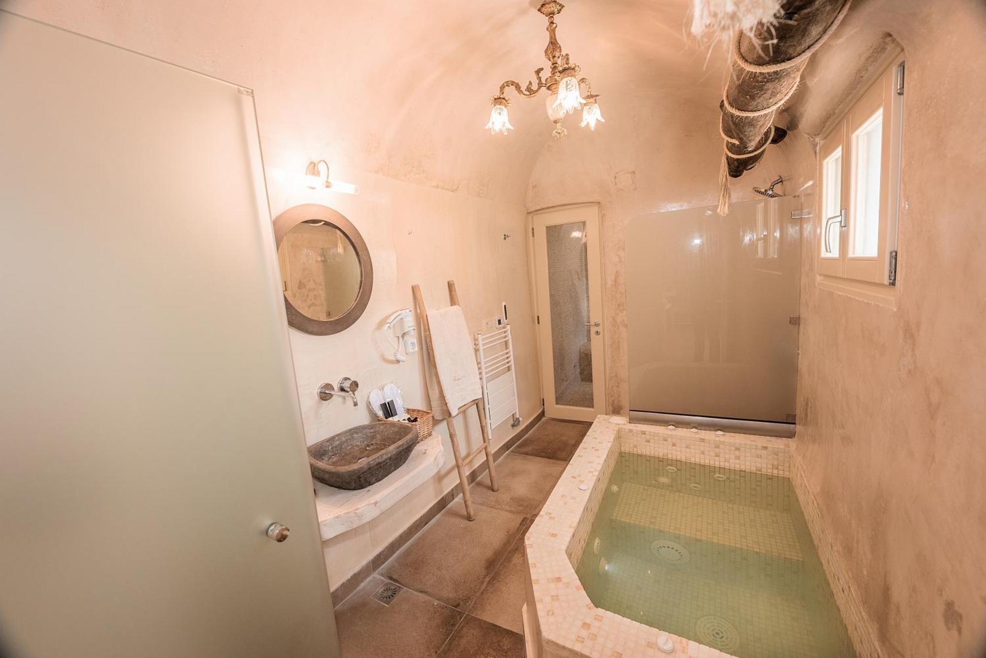 Emporio  Luxury Villas Hariton מראה חיצוני תמונה