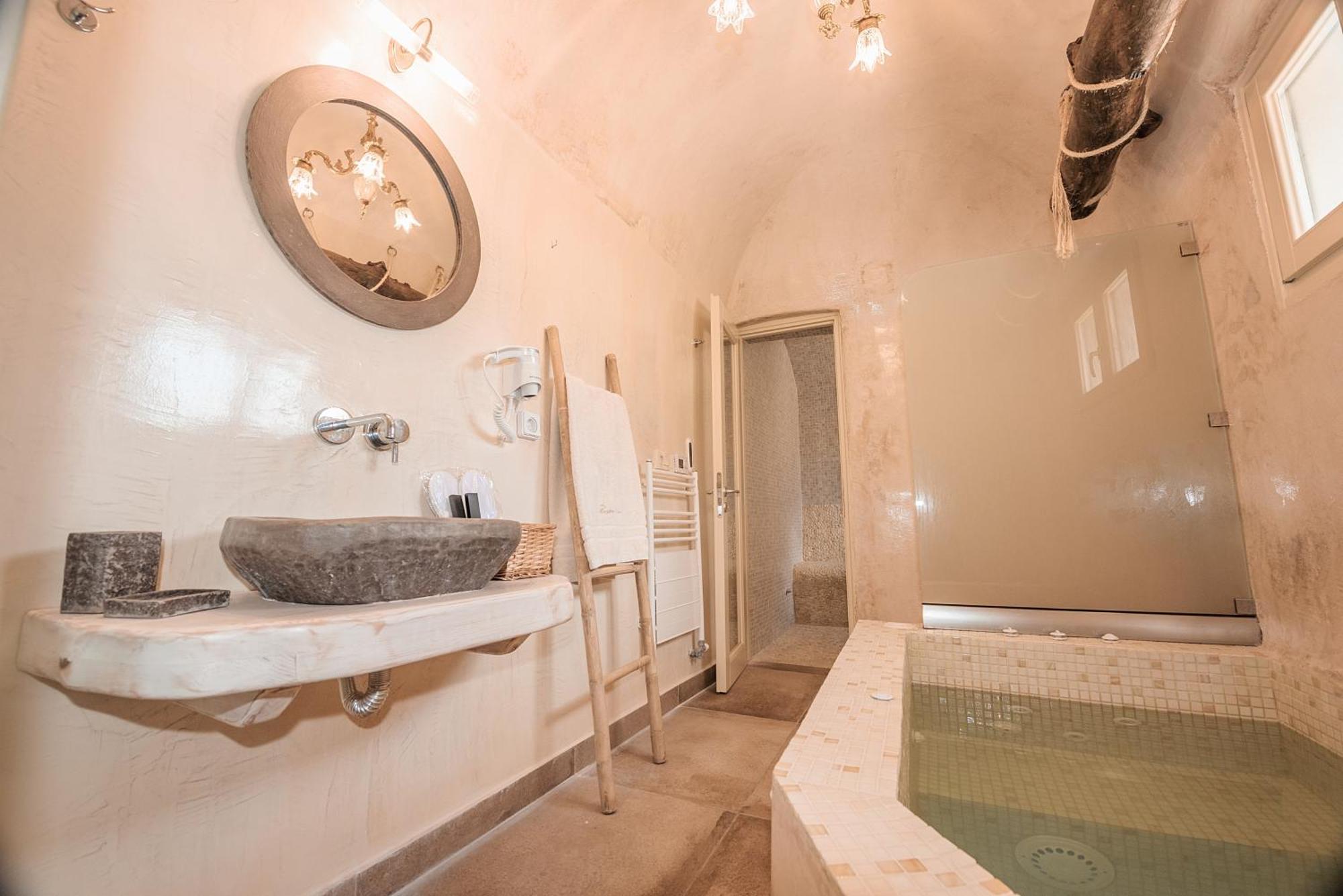 Emporio  Luxury Villas Hariton מראה חיצוני תמונה