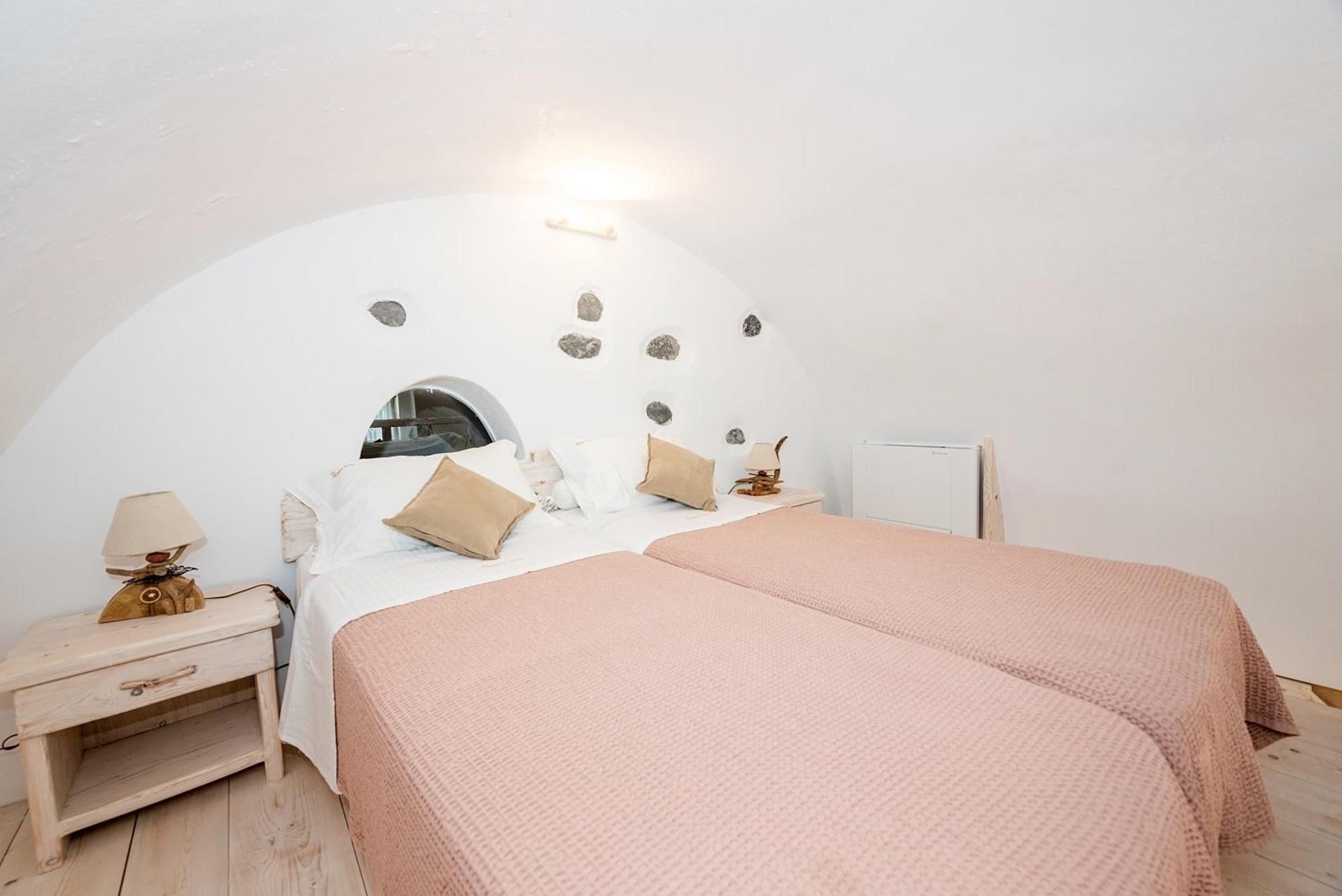 Emporio  Luxury Villas Hariton מראה חיצוני תמונה