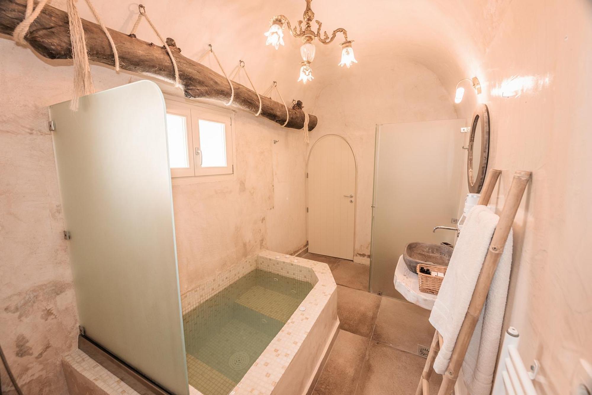 Emporio  Luxury Villas Hariton מראה חיצוני תמונה